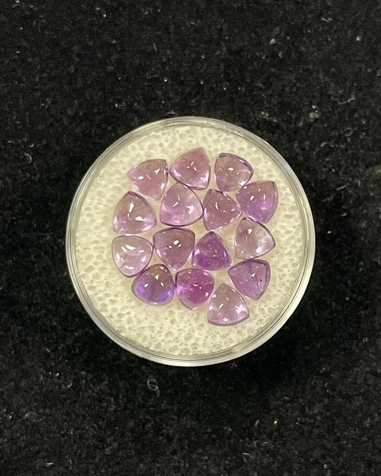 AAA+ Certified 15 Pieces, L. Purple Amethyst Hearts(Trillion Cab) Shaped Brazil Gemstone Weight 7.25 Ct. Size 5 mm. ABC Jewelries