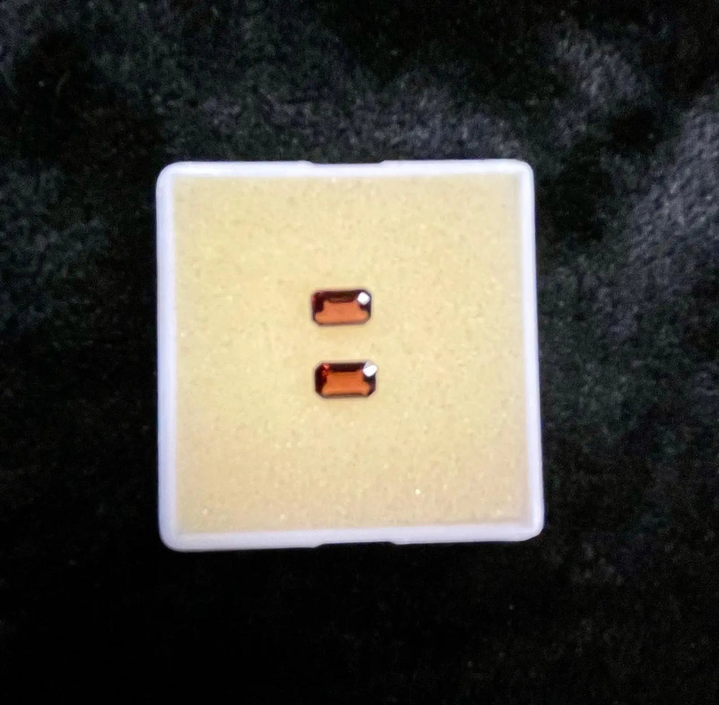 AAA+ Certified Natural 2 Pieces, Brazilian GRANET Emerald Shaped Gemstone, Weight: 1.27 ct, Size 5x7 ABC Jewelries