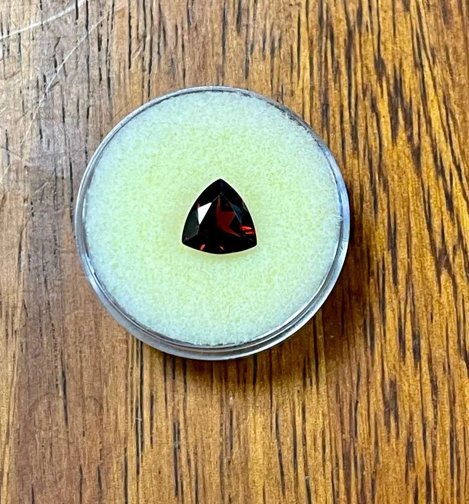 AAA+ Natural Gemstones (1.75 Carats), Imperial Red Color with Gerais Topaz ABC Jewelries