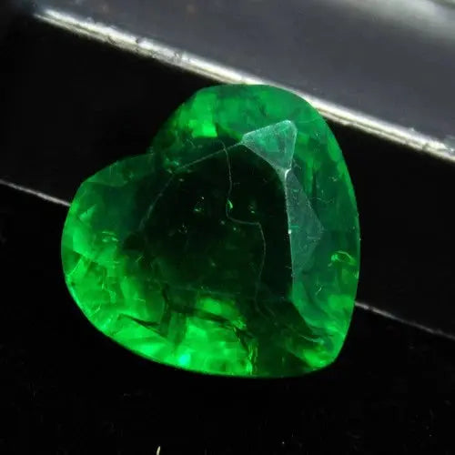 AAA+ Quality Heart Cut 10 Ct Natural Green Colombian Emerald Loose Gemstone ABC Jewelery