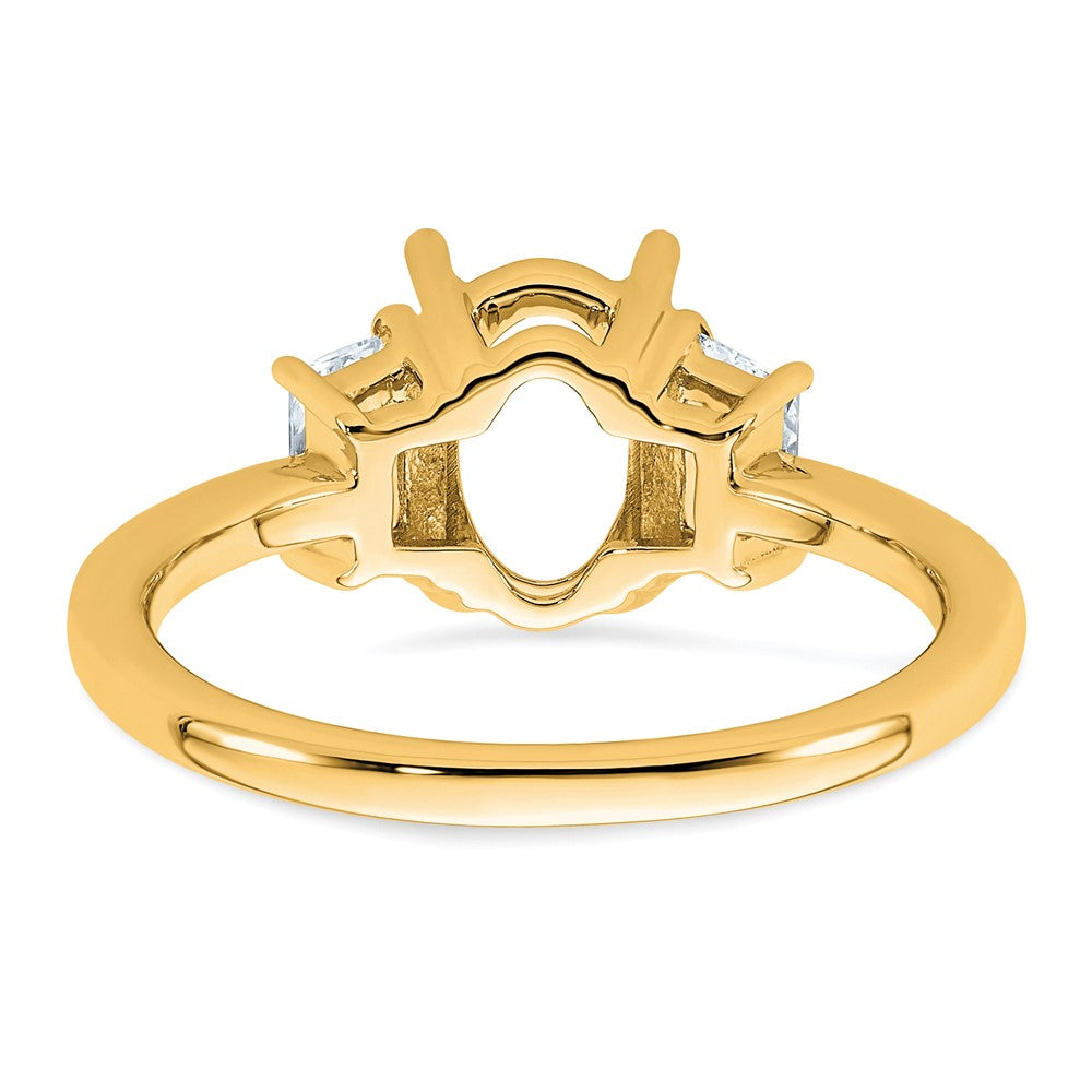 14k 1/2ct Lab Grown Dia VS+ F+ Trapezoid 1 1/2ct Oval Semi 3 Stone Eng Ring