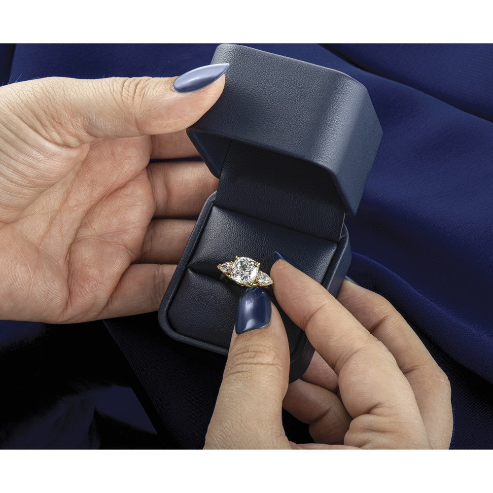14kw 2 1/2ct Cert Lab Grown Dia VS+ F+ Comp Cushion&Pear 3 Stone Eng Ring