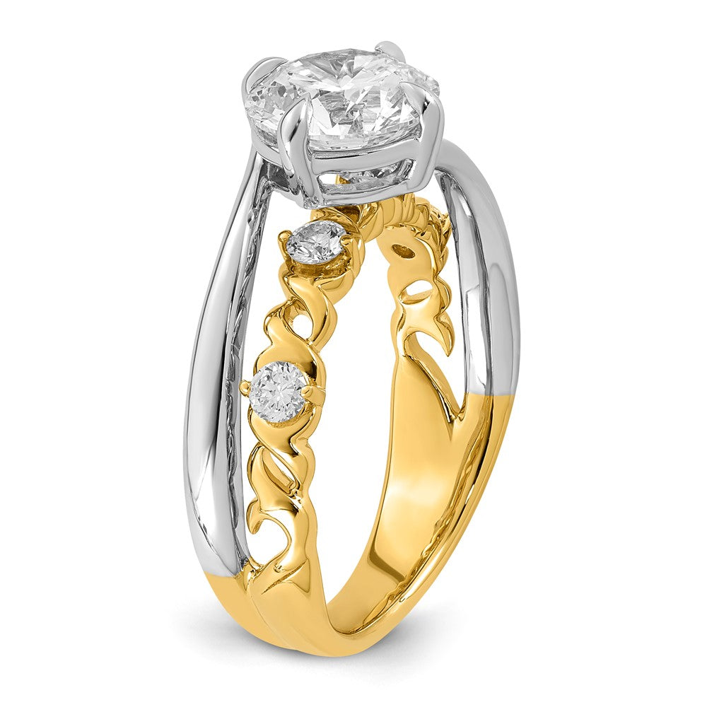 14ktt Certified Round Center Lab Grown Diamond VS+ F+ Ring