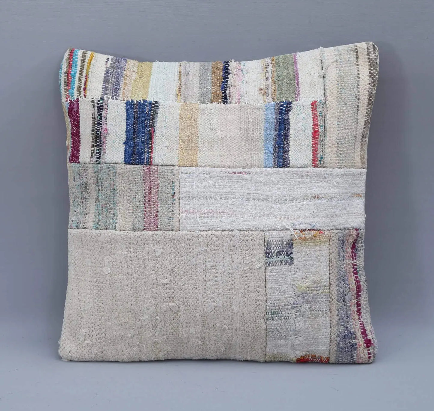 RC 27200 1 BEIGE PILLOWS 1