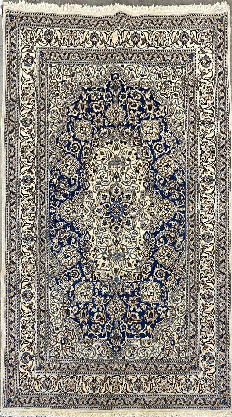 IMG 9234T Medium ca62386d 2cb3 423a 9789 c6e09081a264