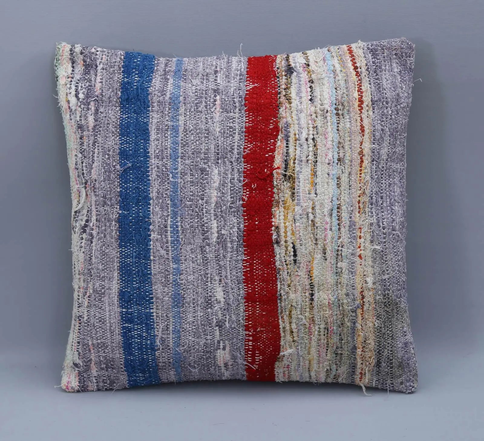 RC 27300 1 PURPLE PILLOWS