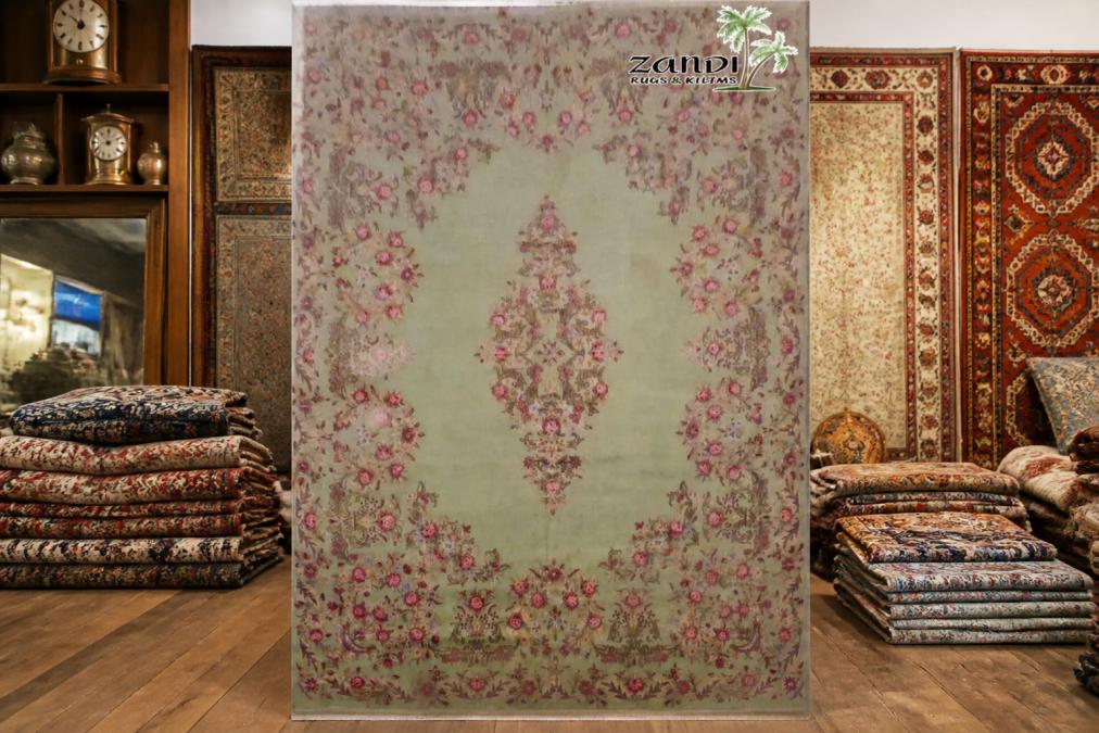 Antique Rug Dealers: How to Choose the Right Source