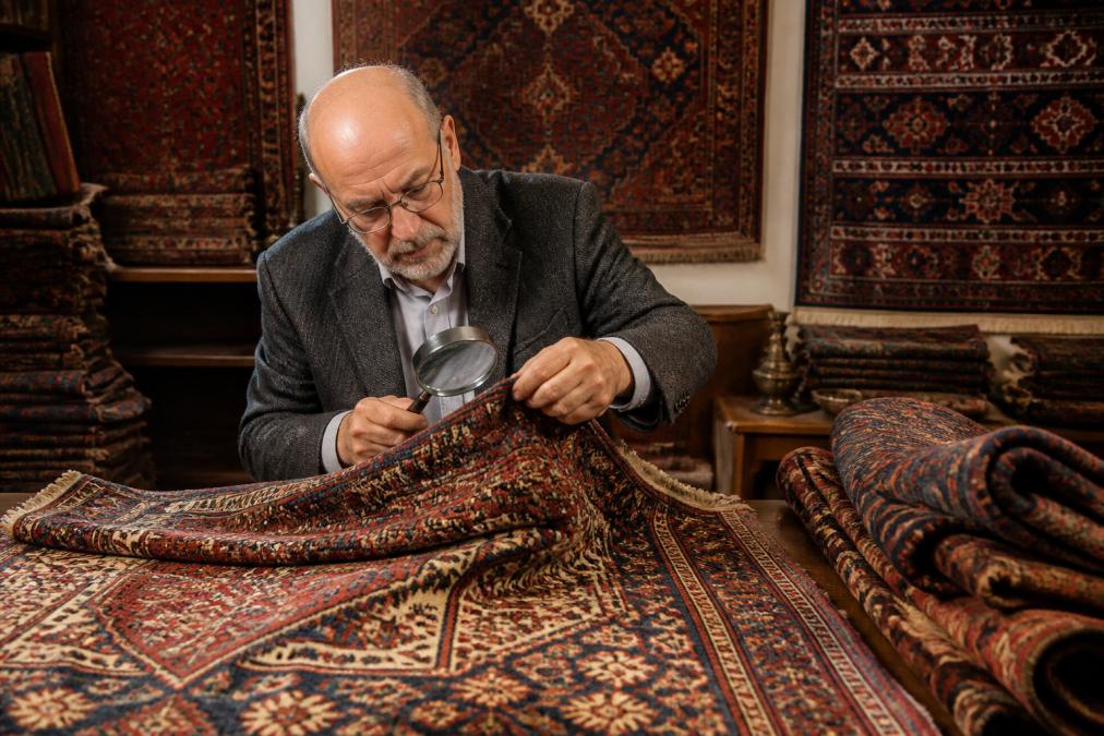 Why Antique Persian Rugs Are Expensive: A Buyer's Guide