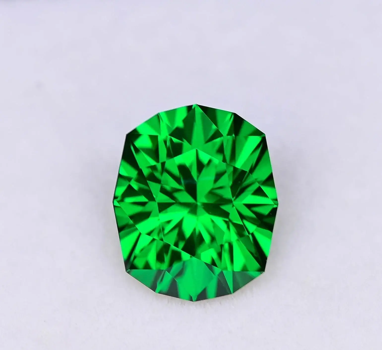 10 Ct Natural Colombian Green Emerald Fancy Cut GIE Certified Loose Gemstone ABC Jewelery