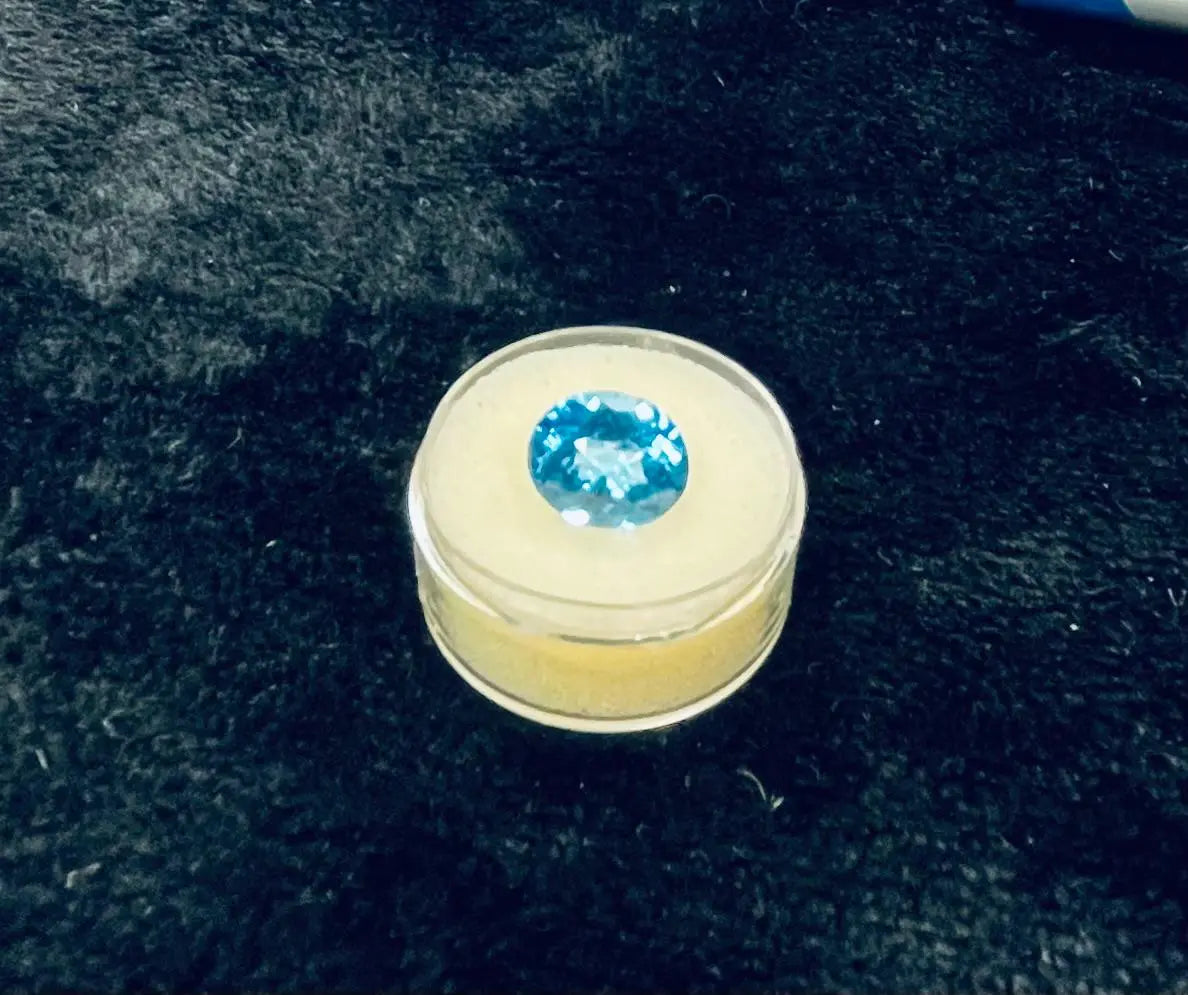 AAA+ Certified Natural 1 Piece African Rhodolite Garnet / Blue Oval Shaped Gemstone, Weight: 5.5 ct, Size 30x20 ABC Jewelries