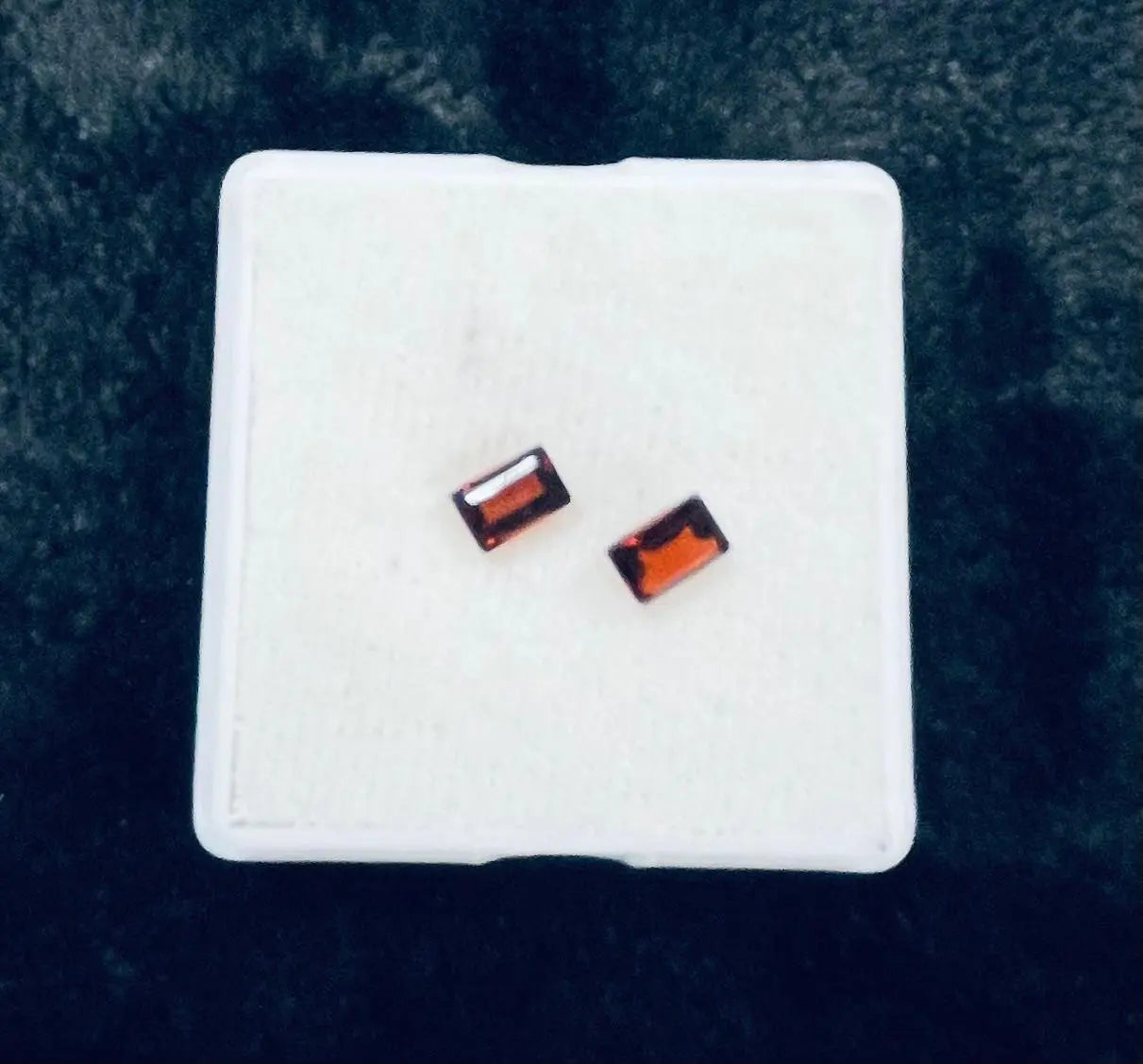 AAA+ Certified Natural 2 Pieces, Brazilian GRANET Emerald Shaped Gemstone, Weight: 1.55 ct, Size 6x9 ABC Jewelries