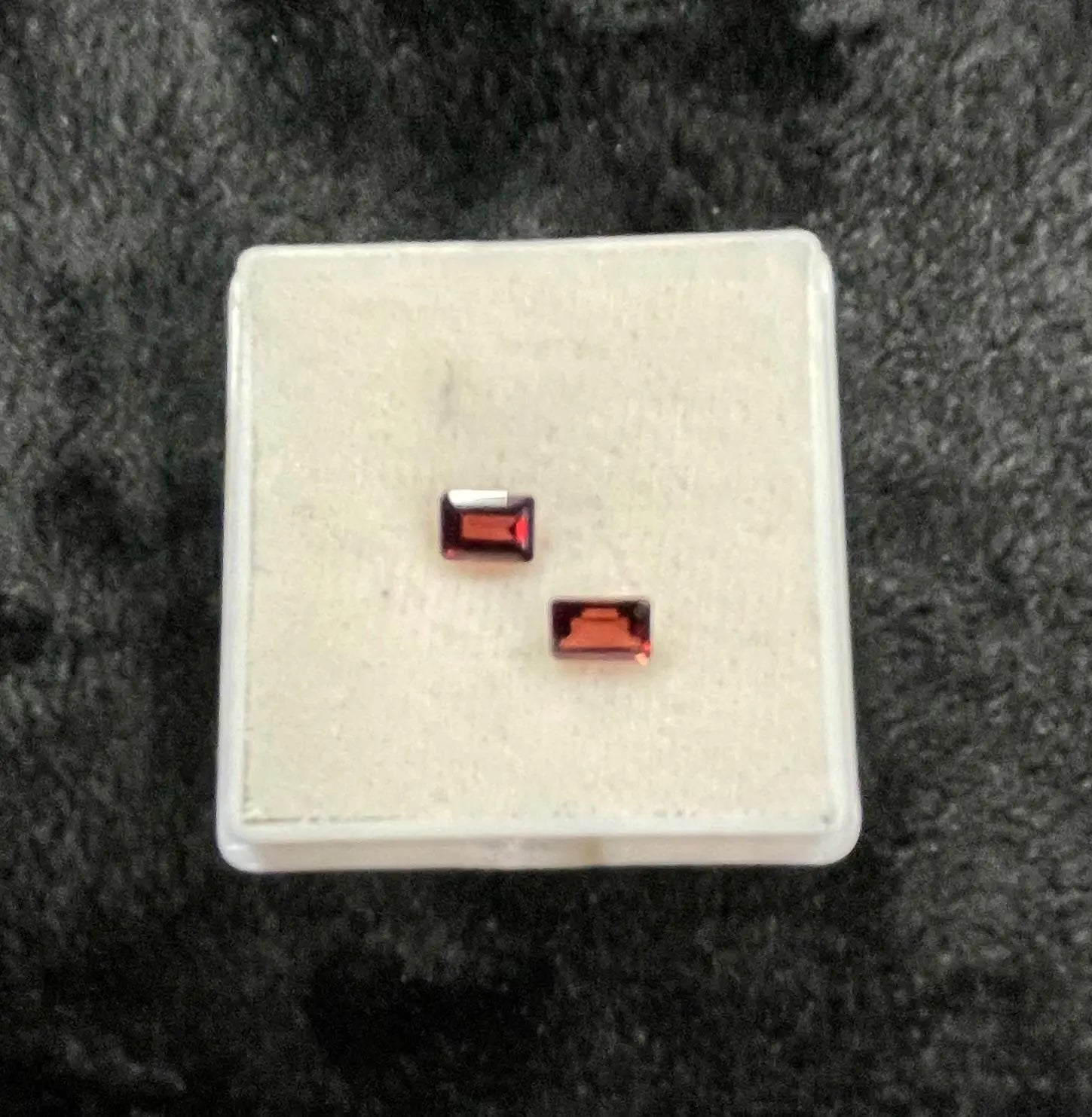 AAA+ Certified Natural 2 Pieces, Brazilian GRANET Emerald Shaped Gemstone, Weight: 1.67 ct, Size 6x7 ABC Jewelries