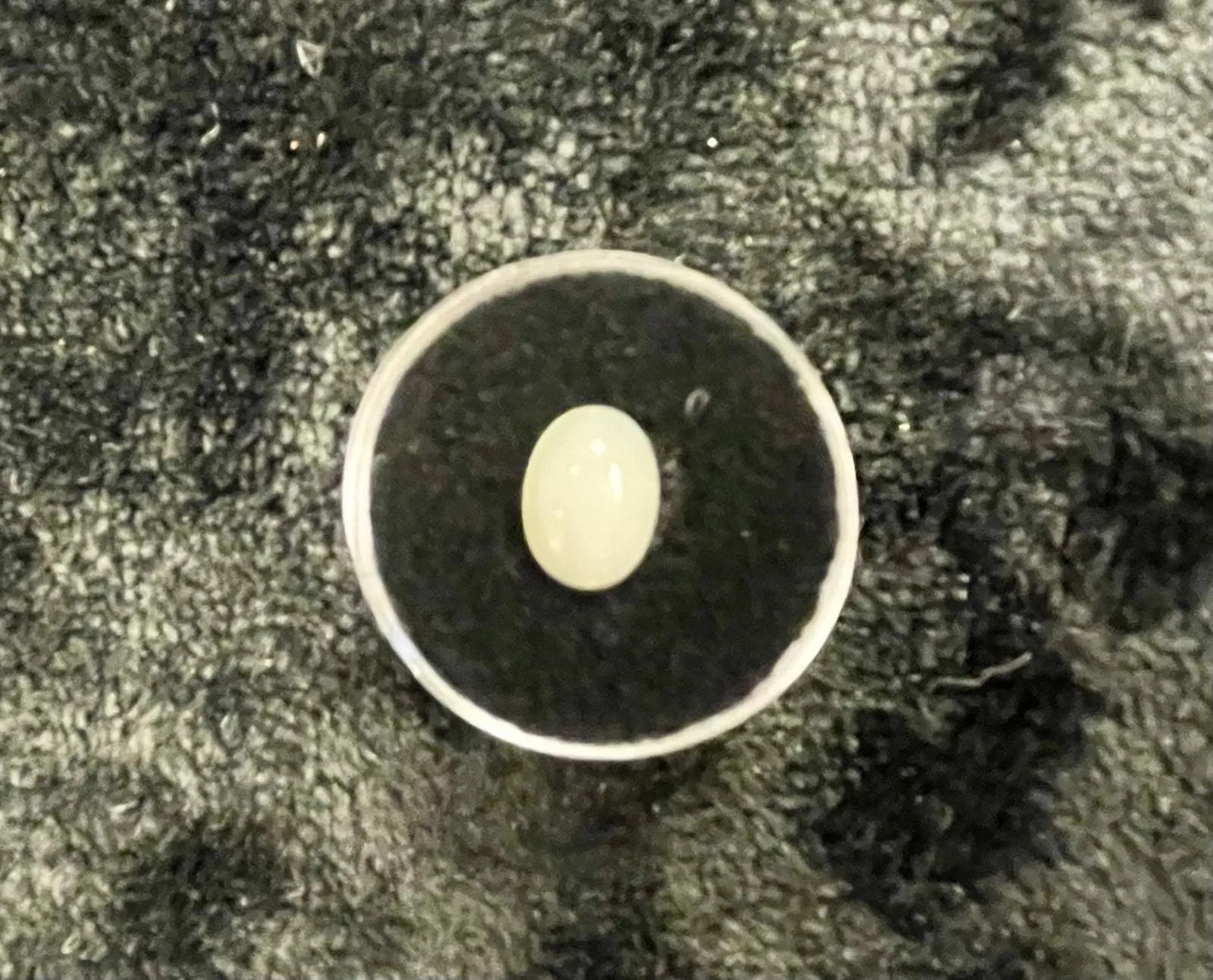 AAA+ Certified Natural Ethiopian 1 Piece Oval Shaped Golden Opal Gemstone, Weight: 1.29 ct, Size 10x8 ABC Jewelries