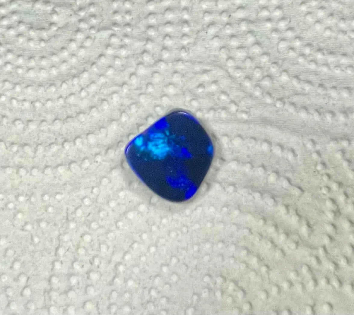 AAA+ Certified Natural Ethiopian 1 Piece Semicircle Shaped Blue-Black Opal Gemstone, Weight: 17 ct ABC Jewelries