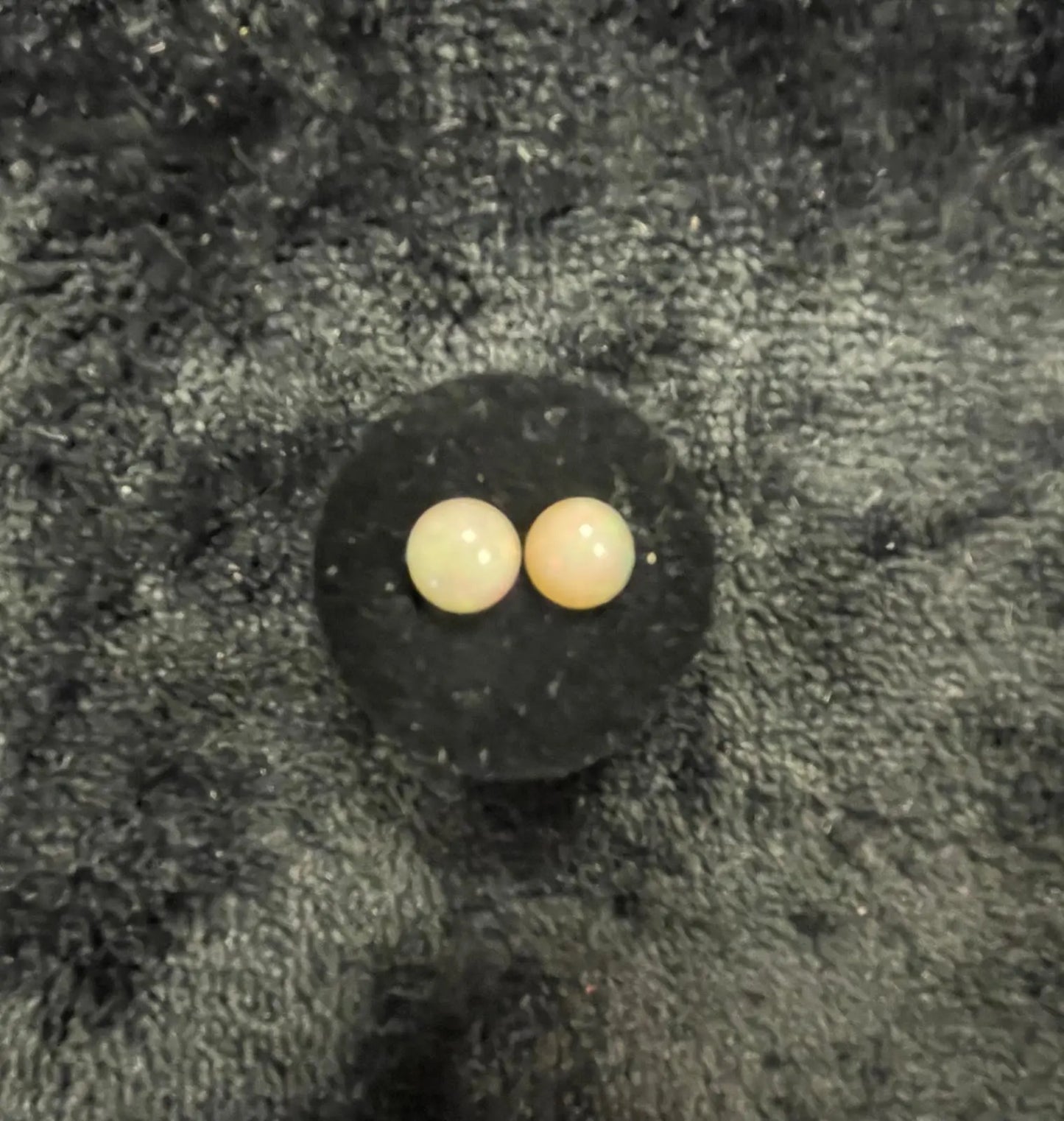 AAA+ Certified Natural Ethiopian 2 Pieces Round Shaped Gold Opal Gemstone, Weight: 2.17 ct, Size 7 ABC Jewelries