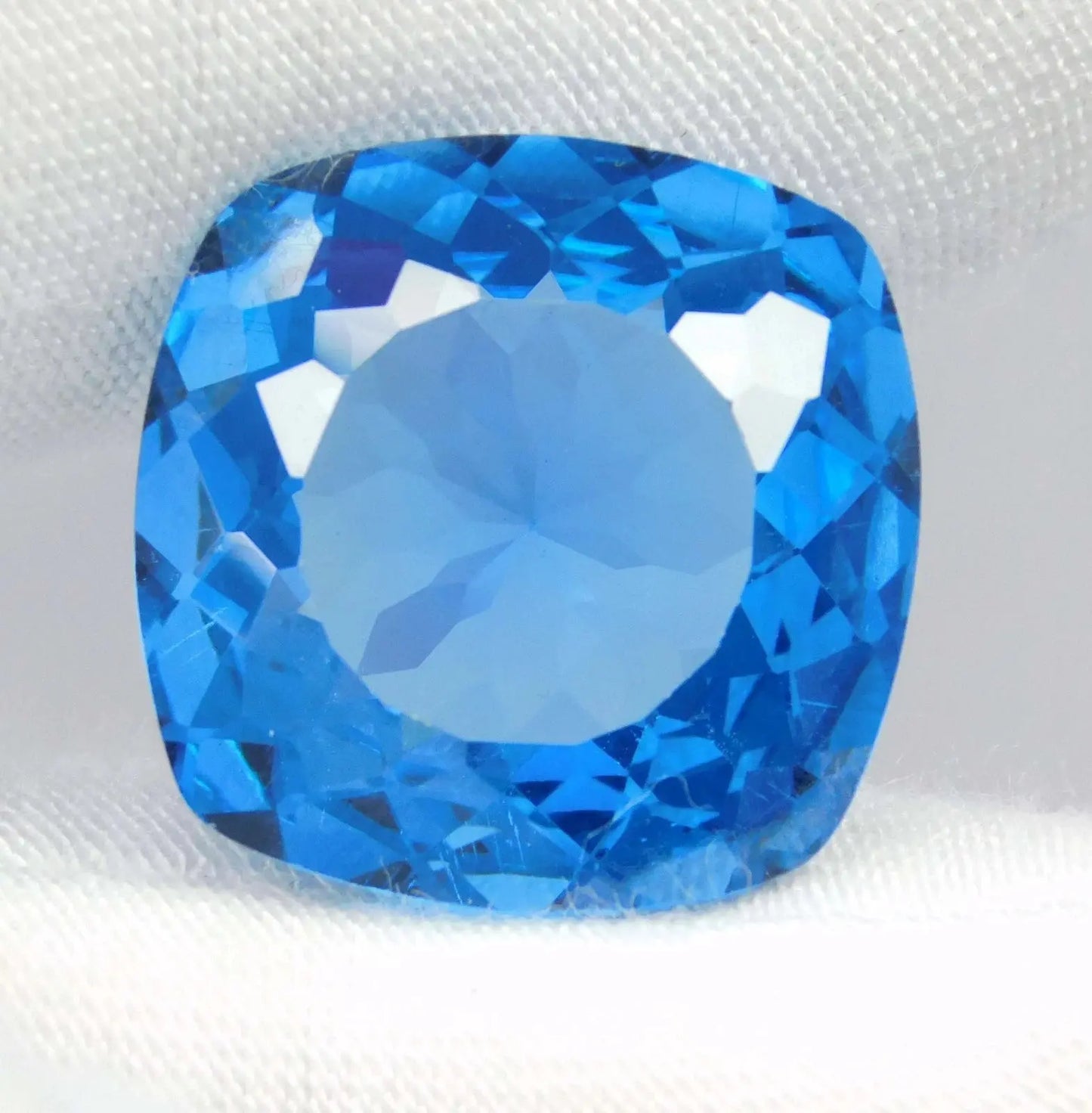 AAA+ Certified Quality Natural 18.90 Ct Flawless Ceylon Blue Spinel Cushion Cut CERTIFIED Gemstone ABC Jewelery