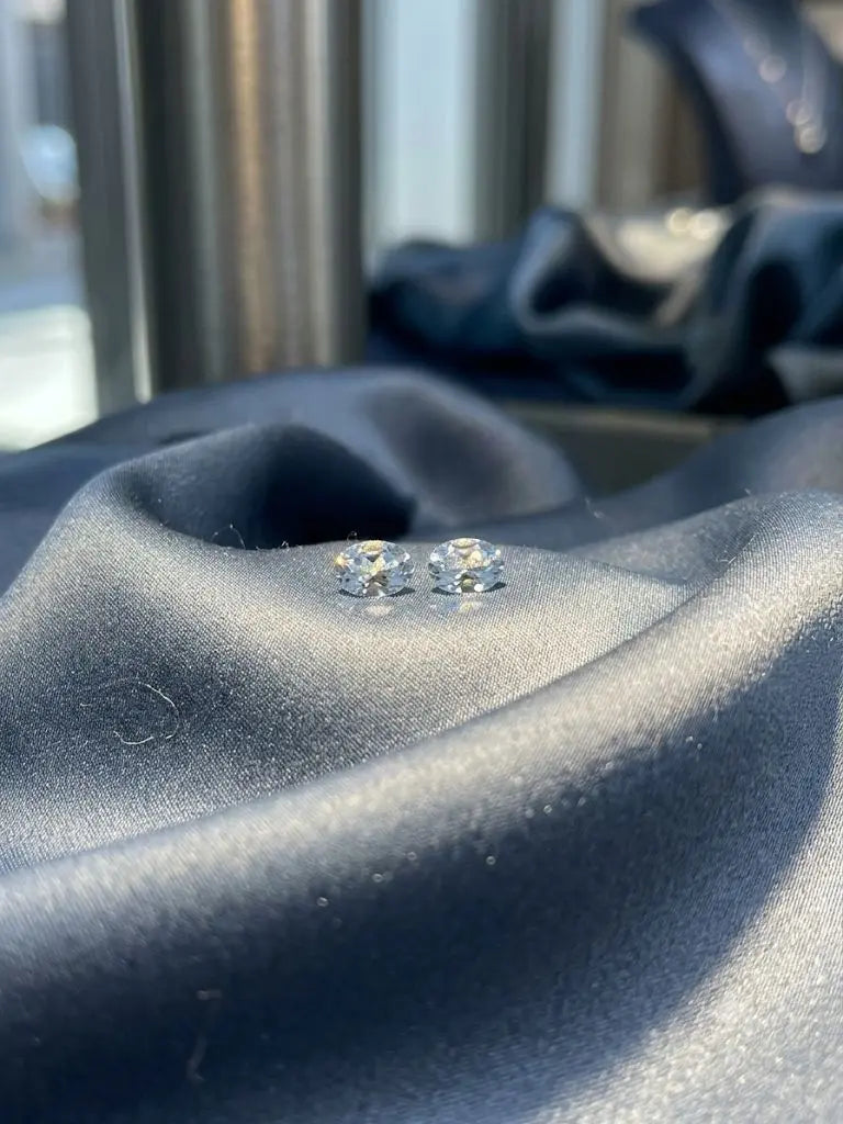 AAA+ Certified Quality Natural Aquamarine, Oval Shaped, lite Blue Colored, Weight 0.34Ct.,Dimensions 5x3mm. Refractive Index, Gem236