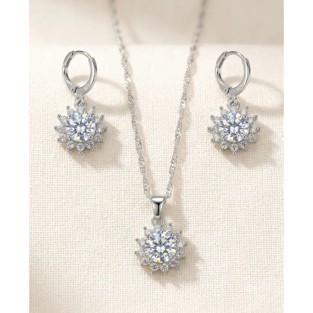 AAA+ Certified, Quality Silver - 925, Gem Cubic Zirconia, Chain Size 20cm/9 inches, Weight 8.9 gm., ABC-S401