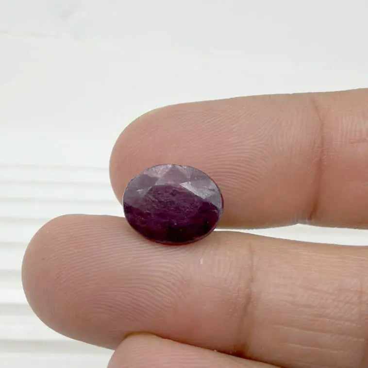 AA+ Quality OVAL MIXED NATURAL BLUE SAPPHIRE, RED COLORED, INDIAN GEMSTONE, WEIGHT 5.85 CTS