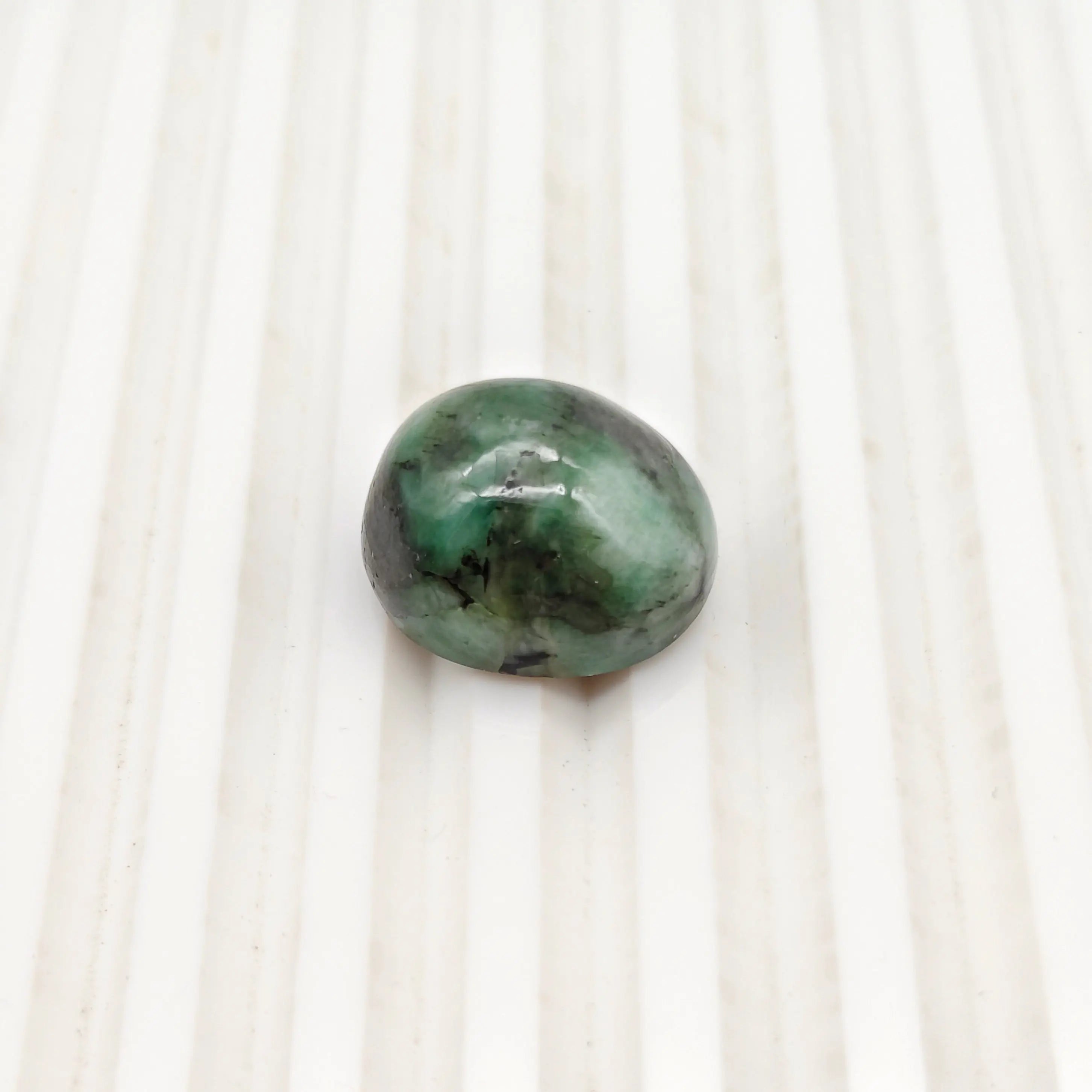 A+ Quality OVAL CABOCHON NATURAL EMERALD, GREEN COLORED, INDIAN GEMSTONE, WEIGHT 23.25 CTS