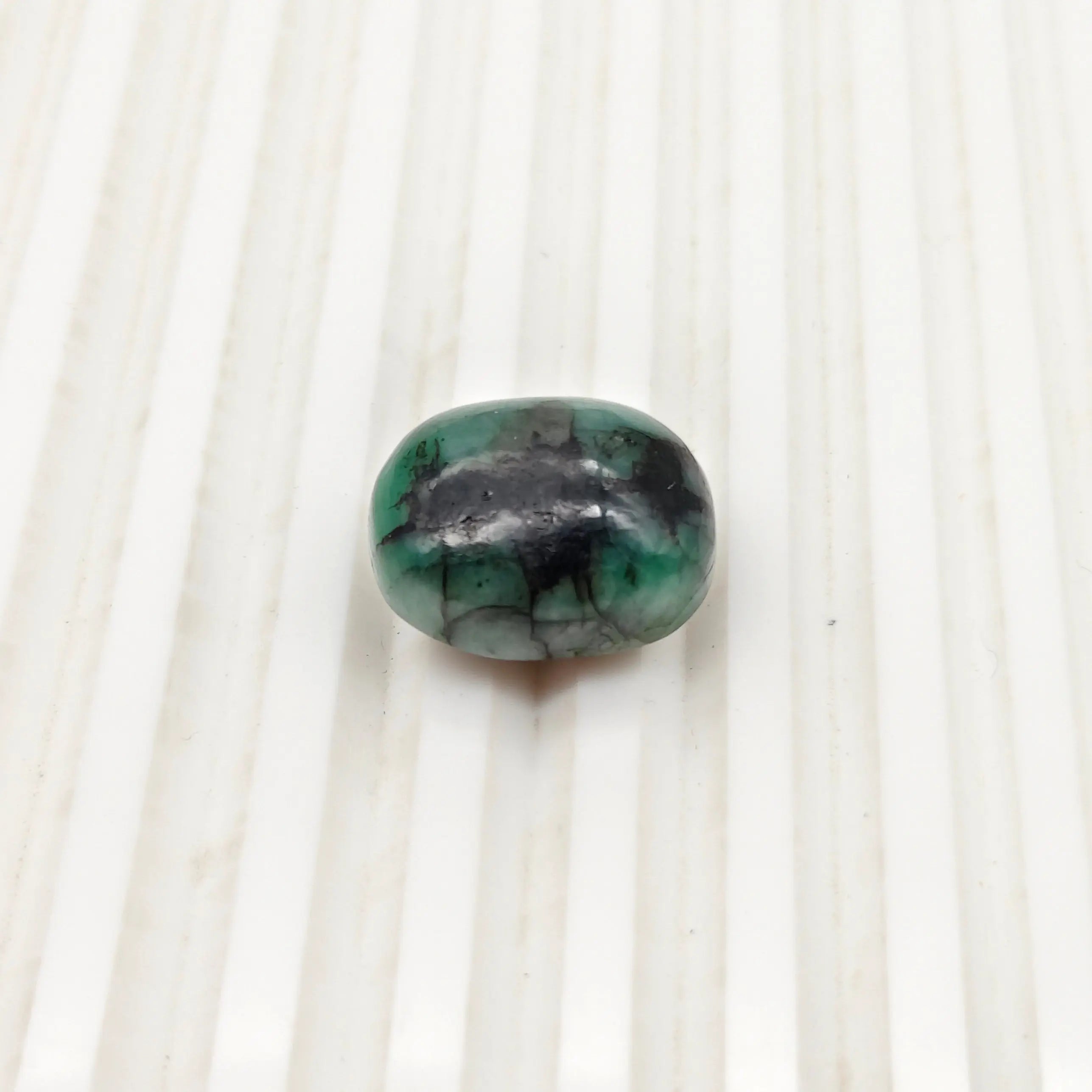 A++ Quality OVAL CABOCHON NATURAL EMERALD, GREEN COLORED, INDIAN GEMSTONE, WEIGHT 24.2 CTS