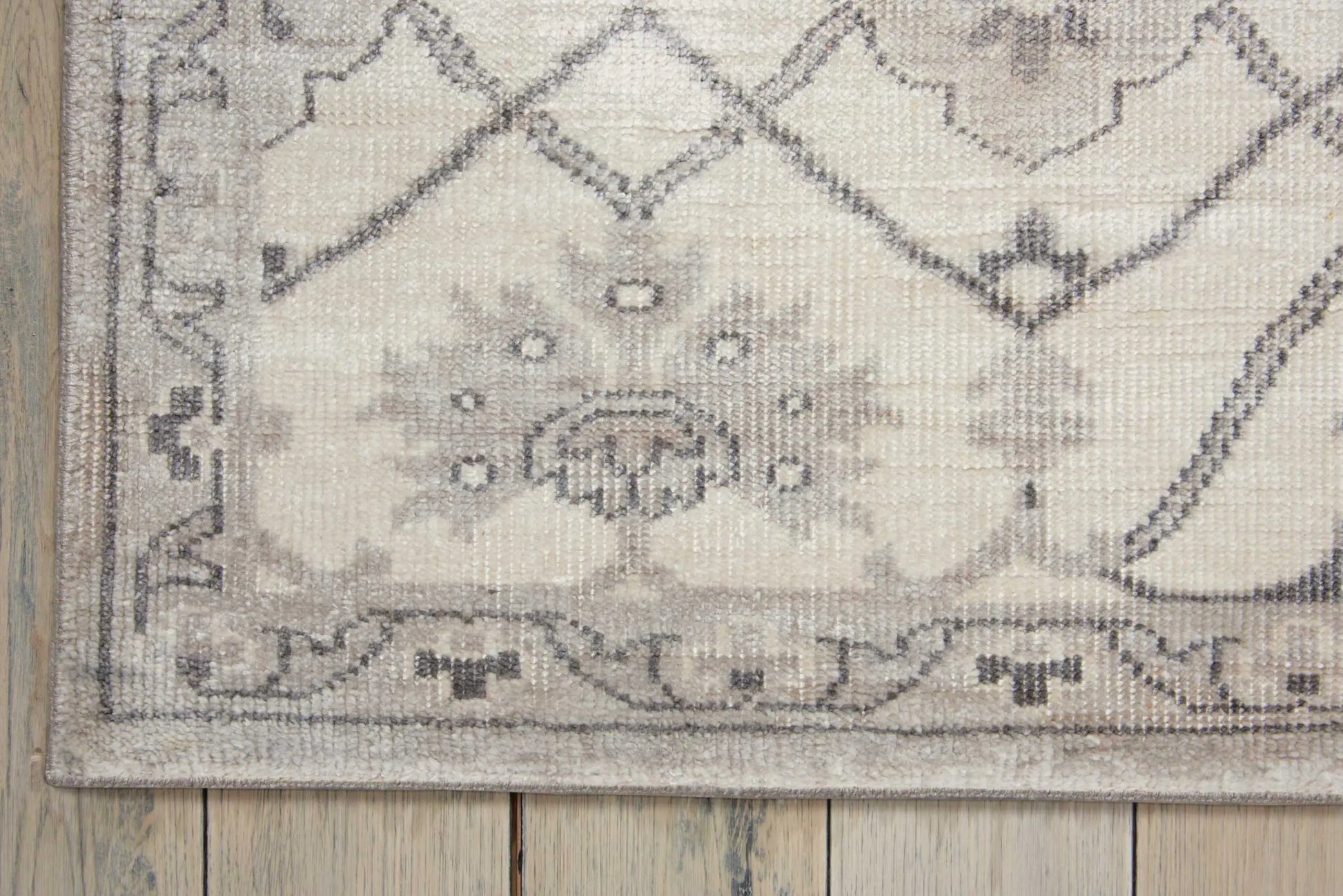 Aldora ALD01 Nourison Home