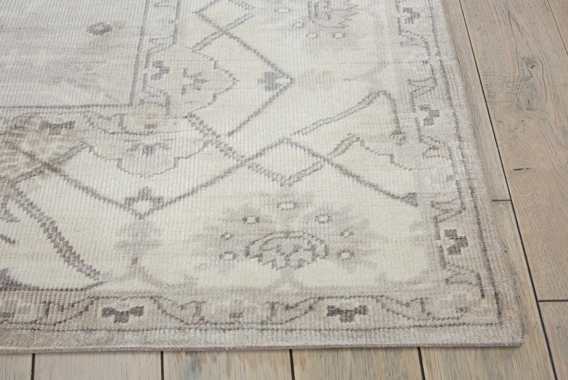 Aldora ALD01 Nourison Home