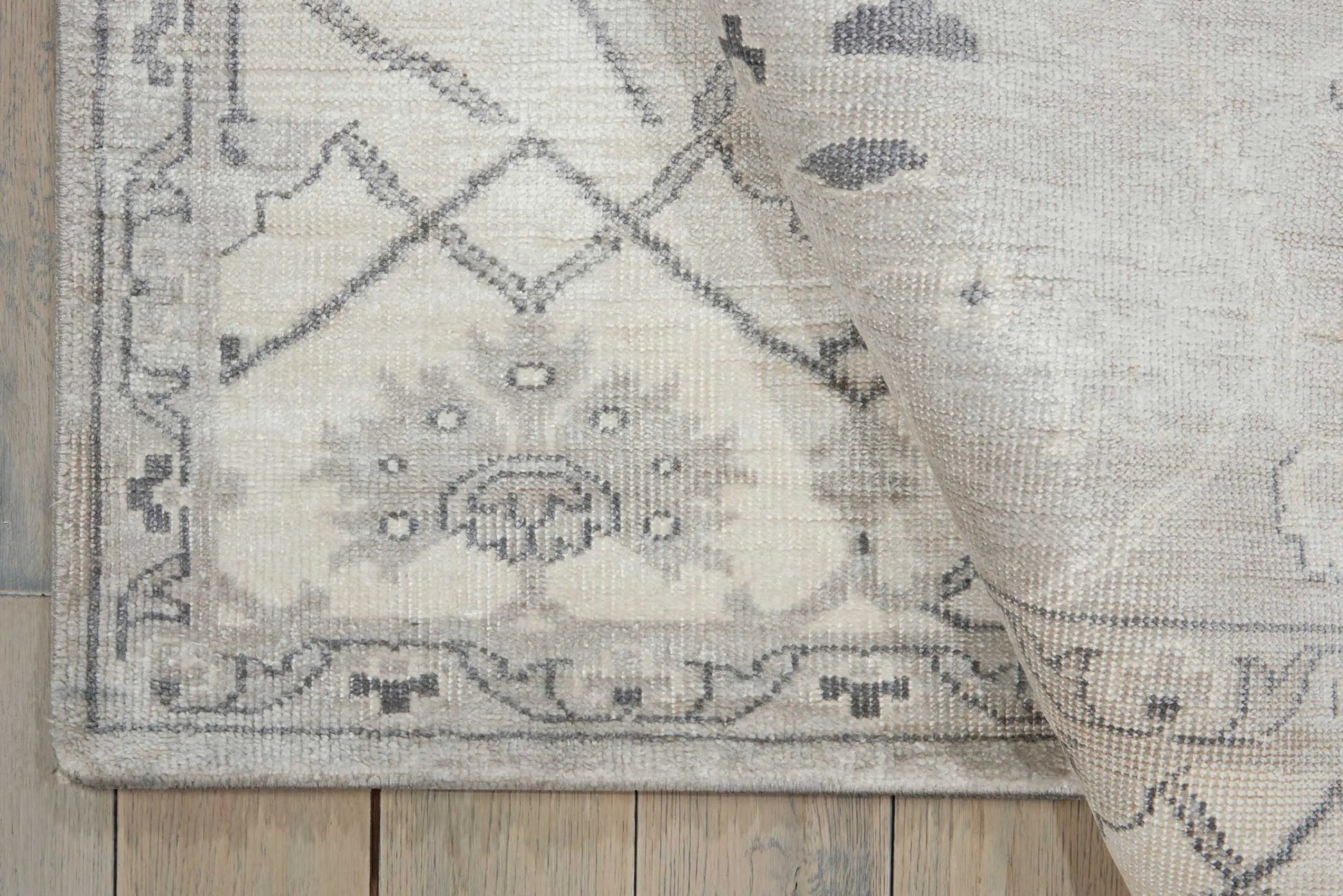 Aldora ALD01 Nourison Home