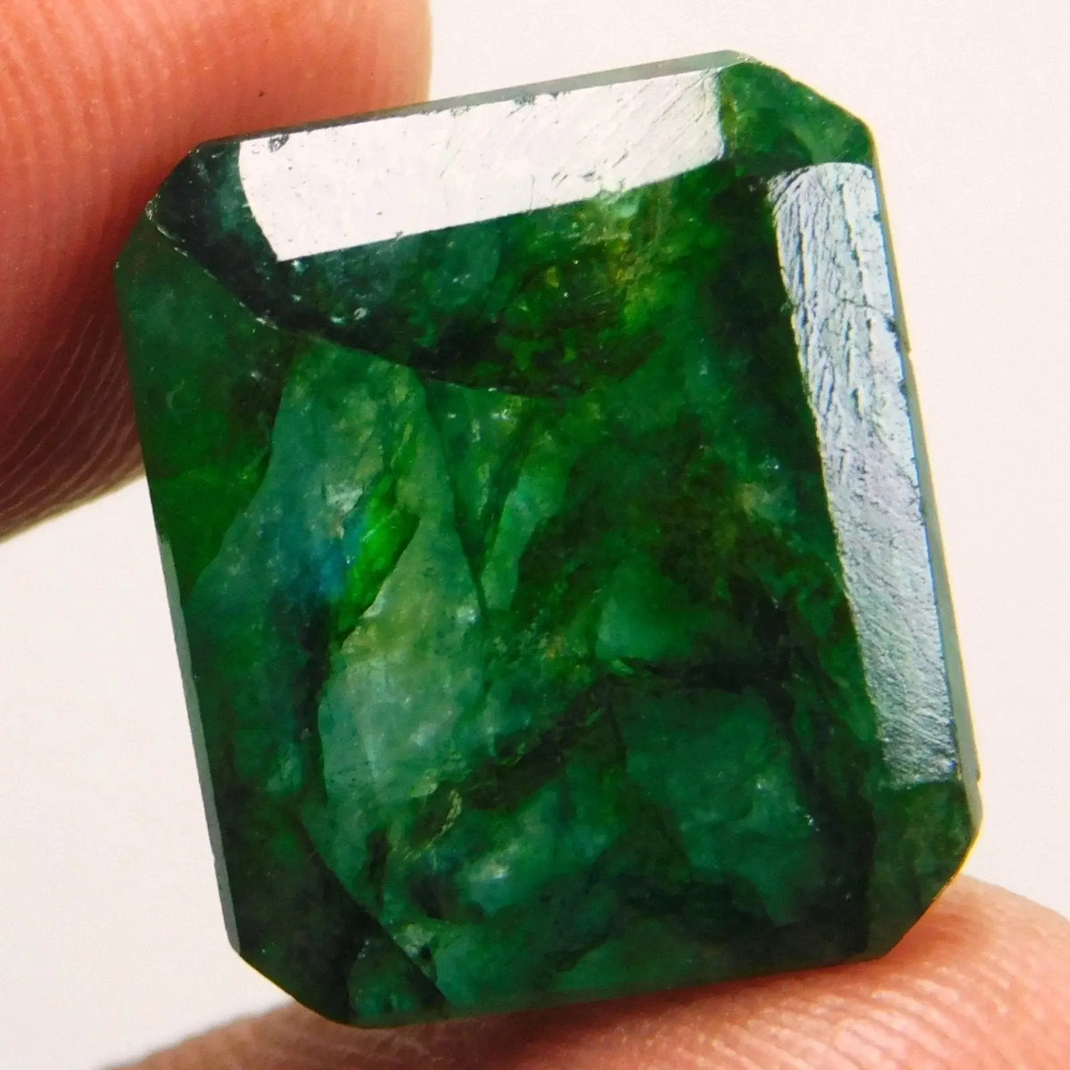 Certified 10.50 Ct Natural Colombian Green Emerald - Emerald Cut loose Gemstone ABC Jewelries