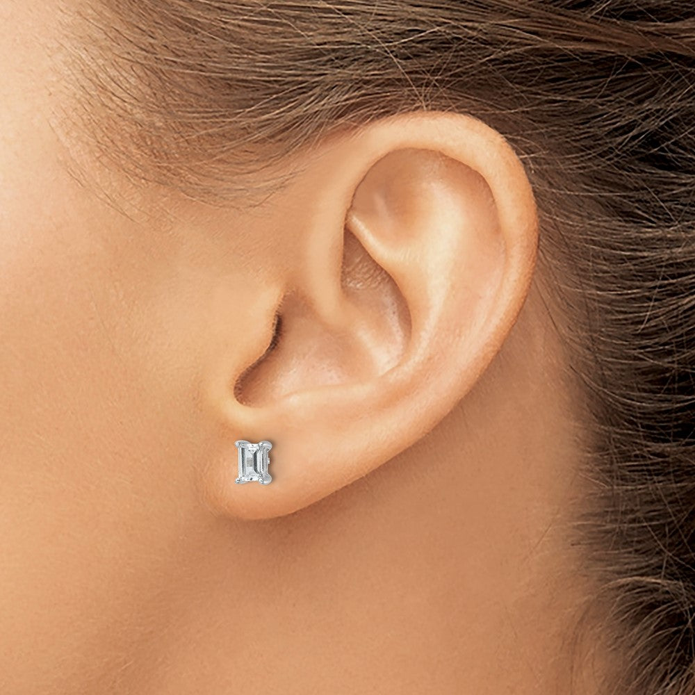 14kw 1ct Lab Grown Dia VS/SI+ G+ Emerald Comp 4 Prong Stud Earrings