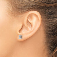 14kw 1 1/2ct Lab Grown Dia VS/SI+ G+ Emerald Comp 4 Prong Stud Earrings