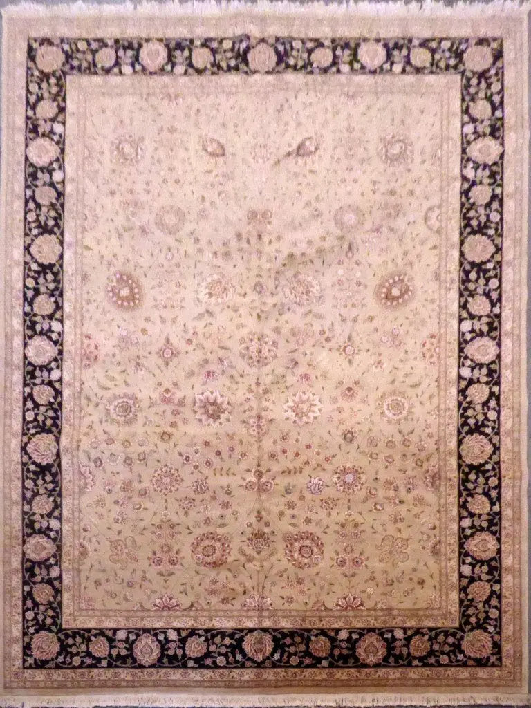 Indian Kashmiri Hand-Knotted Rug Made With Natural Wool & Silk 12'0" X 9'0'' (Pan12018) (Cream, Black)