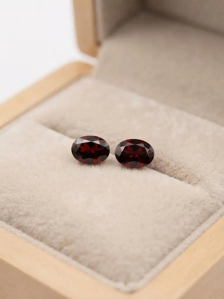 Natural Quality 2 Garnet Gemstones From Brazil, Dimension 6 x4 mm, Weight 1.04 Ct, Shape Oval Cut, GEM-ABC-309