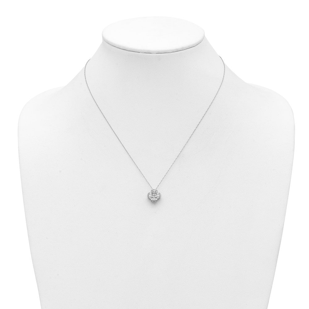 14kw Lab Grown VS/SI+ G+ Diamond Cluster Pendant with Chain