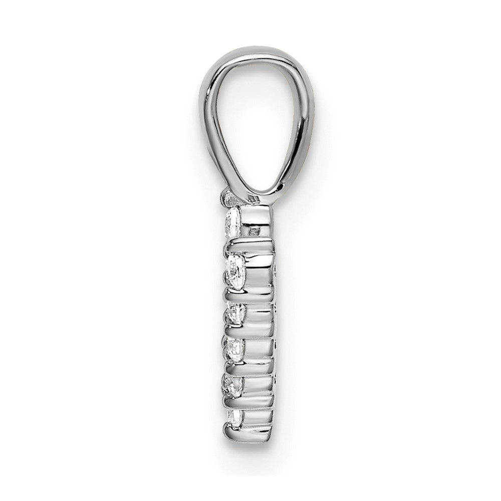 14kw 1/10ct Lab Grown Diamond VS/SI+ G+ Complete Letter V Initial Pendant