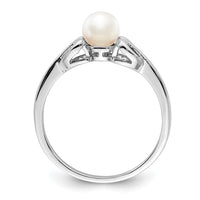 Sterling Silver Rhodium-plated FW Cultured Pearl Ring