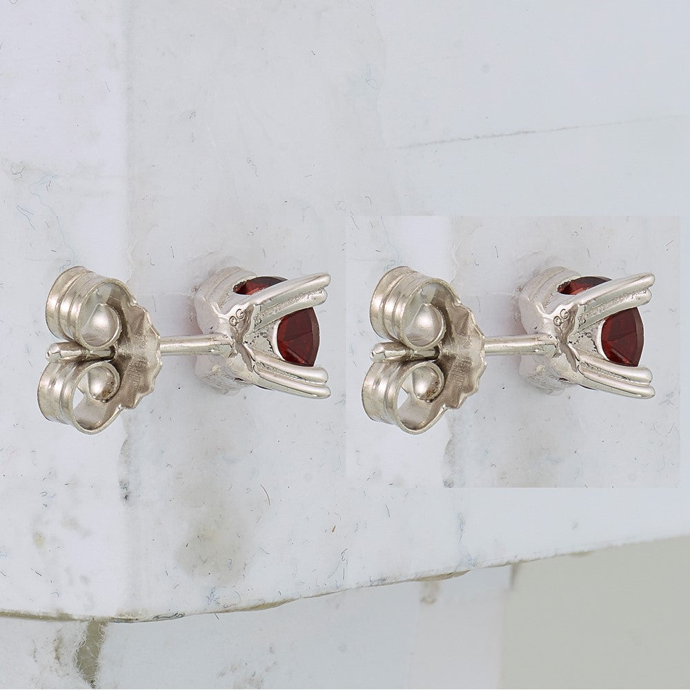 Sterling Silver Rhodium-plated Round 5mm Garnet Post Earrings
