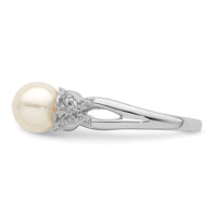 Sterling Silver Rhodium Plated Diamond and FW Cultured Pearl Ring