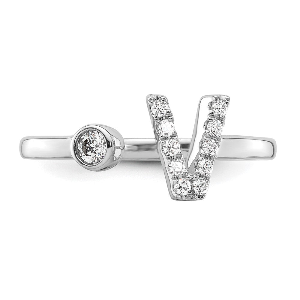14kw 1/6 ct Lab Grown Dia VS/SI+ G+ Comp Initial V Adjustable Ring