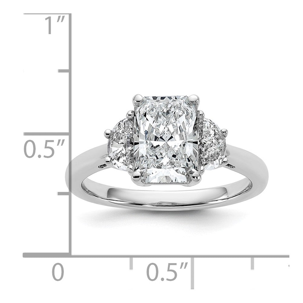 14kw 2 1/2ct Cert Lab Grown Dia VS+ F+ Radiant&1/2 Moon Comp Eng Ring