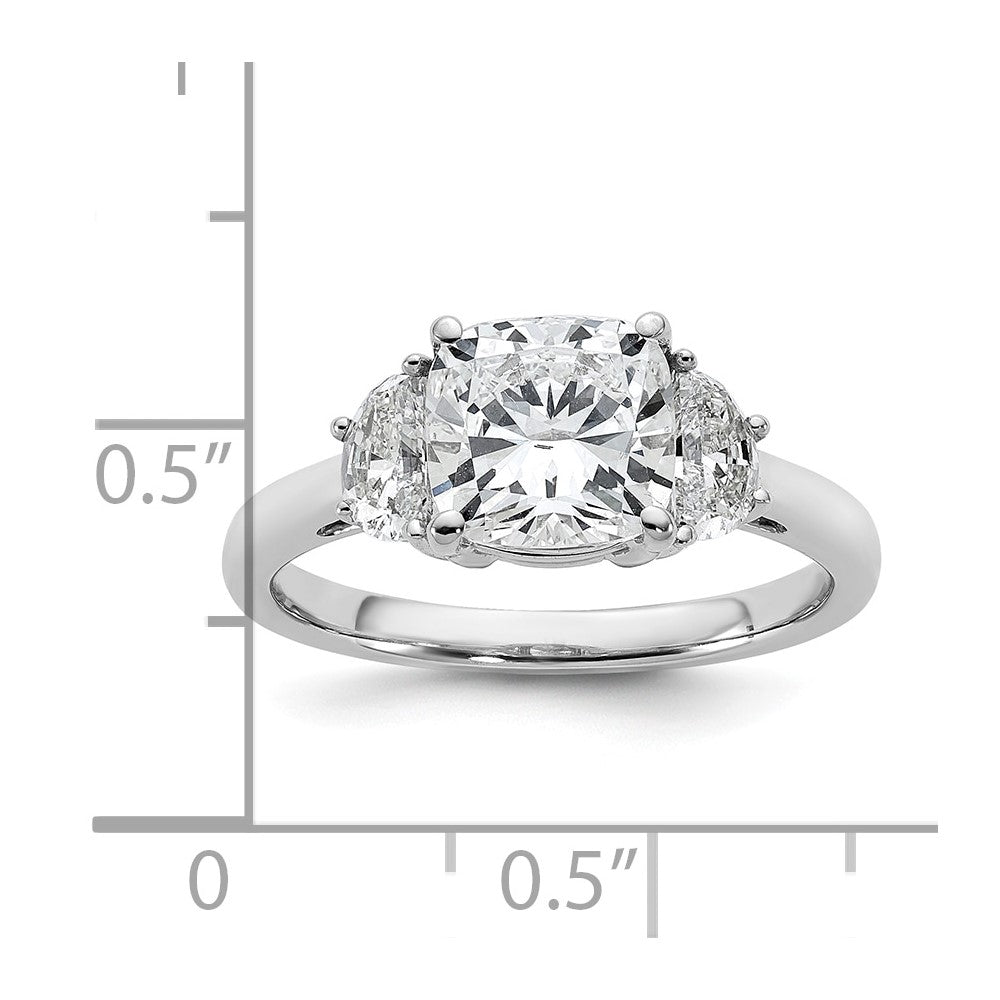 14kw 2 1/2ct Cert Lab Grown Dia VS+ F+ Comp Cushion&Half Moon Eng Ring