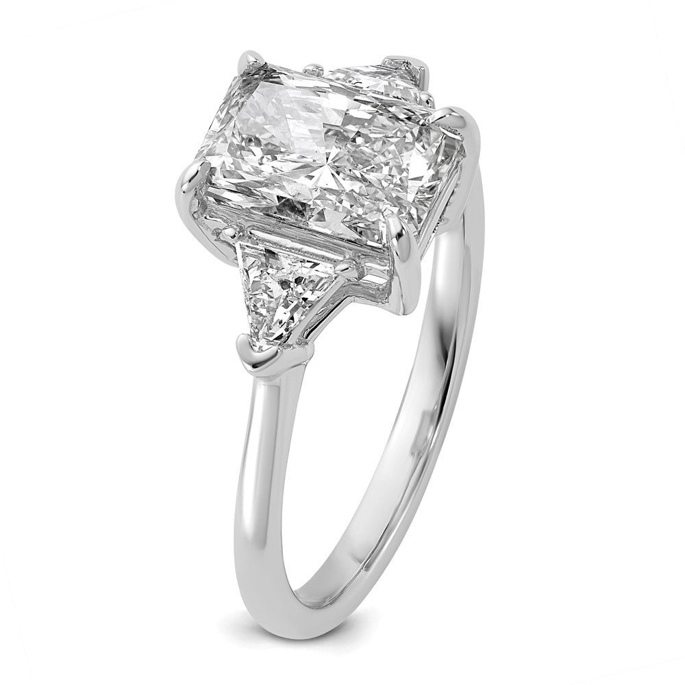 14kw 2 1/2ct Cert Lab Grown Dia VS+ F+ Radiant&Triangle Comp Eng Ring