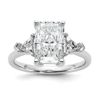 14kw 5/8ct Lab Grown Dia VS/SI+ G+ Triangle 2 1/2ct Radiant Semi Eng Ring