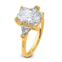 14k 5/8ct Lab Grown Dia VS/SI+ G+ Triangle 2 1/2ct Radiant Semi Eng Ring