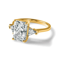 14k 5/8ct Lab Grown Dia VS/SI+ G+ Triangle 2 1/2ct Radiant Semi Eng Ring