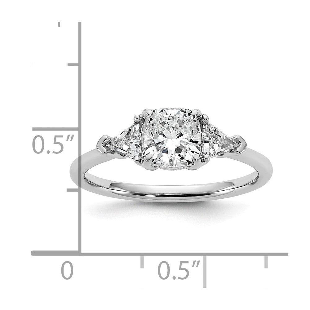14kw 1 1/2ct Cert Lab Grown Dia VS+ F+ Cushion&Triangle Comp Eng Ring
