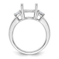14kw 3/4ct Lab Grown Dia VS+ F+ Trapezoid Sidestones Semi Eng Ring