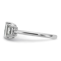 14kw 1 3/8ct Cert Lab Grown Diamond VS+ F+ Emerald&Trapezoid Eng Ring