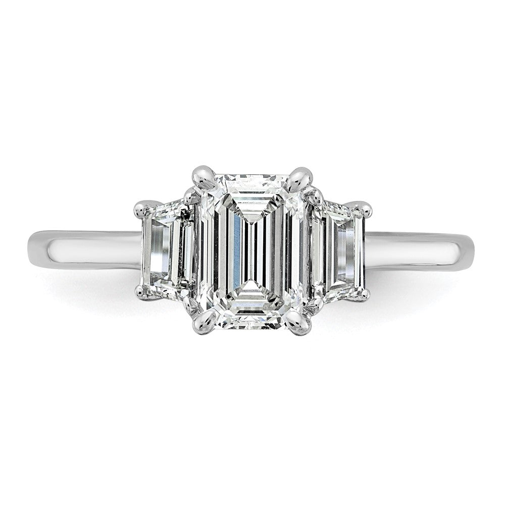 14kw 1 3/8ct Cert Lab Grown Diamond VS+ F+ Emerald&Trapezoid Eng Ring