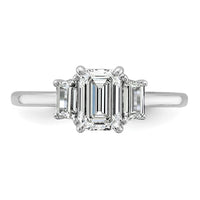14kw 1 3/8ct Cert Lab Grown Diamond VS+ F+ Emerald&Trapezoid Eng Ring